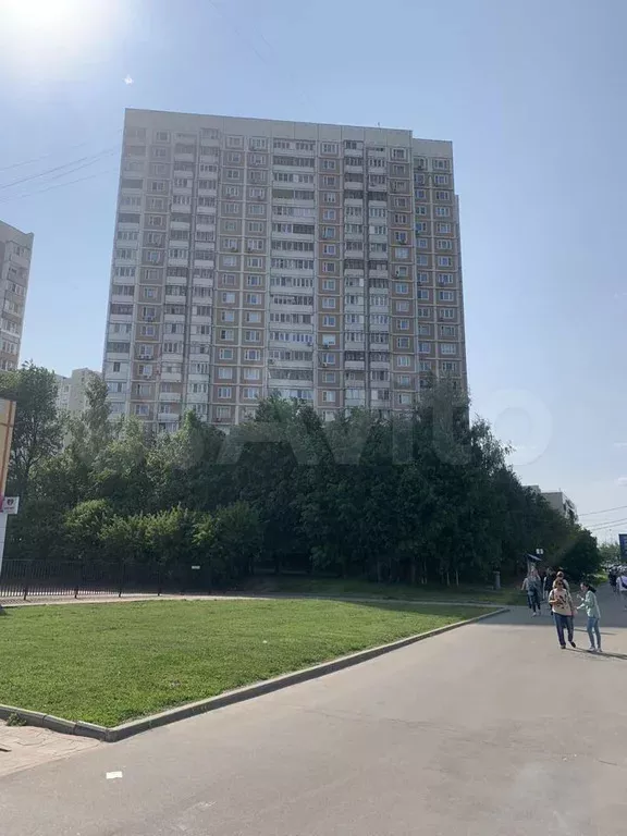 Знаменские садки докперевод